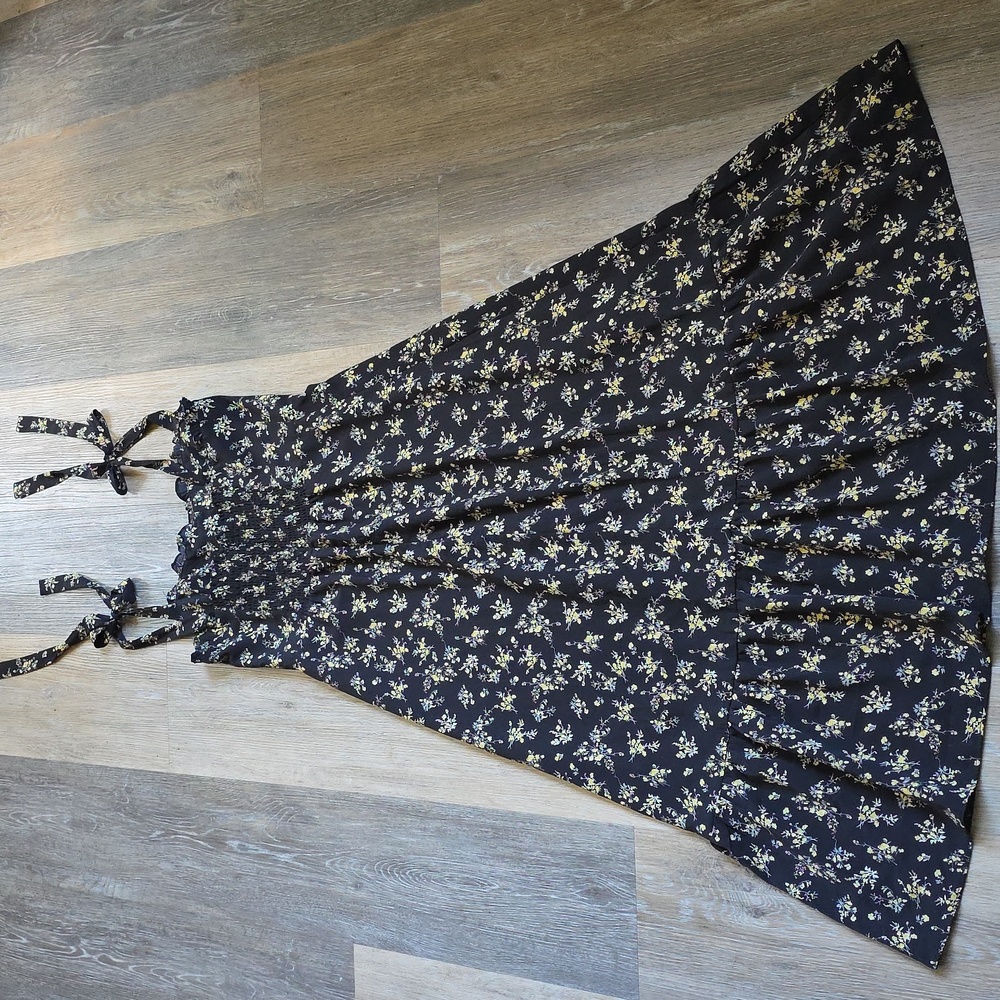 O.P.T Chic Black Floral Midi Dress with Ruffle Hem - Picture 10 of 15